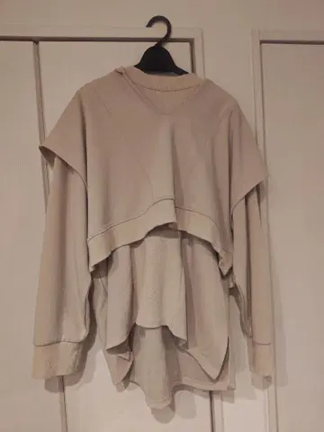 AMERI VINTAGE 맨투맨