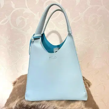 스카이블루 가죽 숄더백