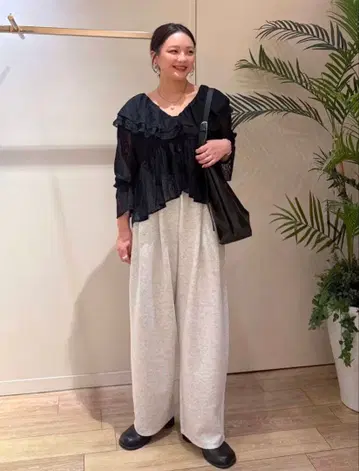 LOWRYSFARM 모듬 프릴 블라우스