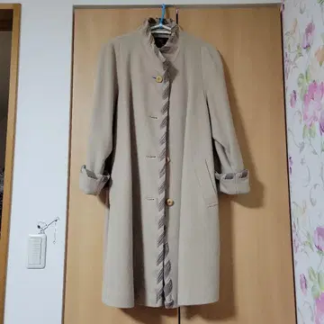 마리아노 루비나치 베이지 롱 코트