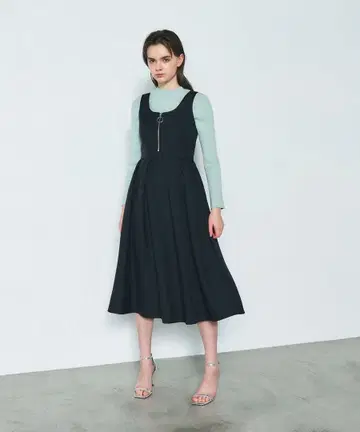 그레이스 콘티넨탈 트윌 턱 원피스