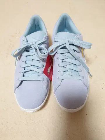 PUMA VIKKY 라이트 블루 스니커즈