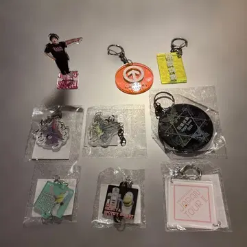 오카자키 타이이쿠 아크릴 스탠드 & 키링 세트