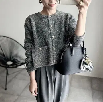 cadune 반짝이는 니트 자켓 사이즈 38
