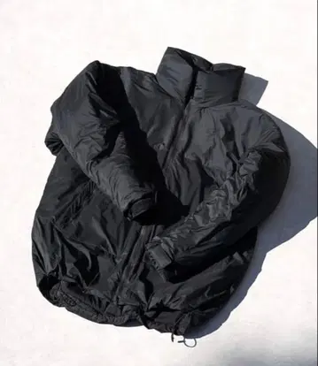 새상품급 Goldwin GORE TEX Puffy Jacket 블랙