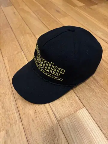 HOTEL이라는 이름의 미용실 트래커 캡