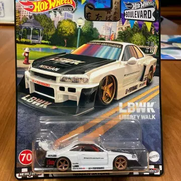 Hot Wheels LBWK Nissan Skyline