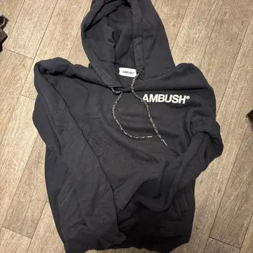 [ 중고 ] AMBUSH 로고 후드티
