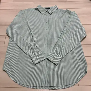 [ 새상품 미사용 ] Emma Taylor 에마 테일러 스트라이프 셔츠