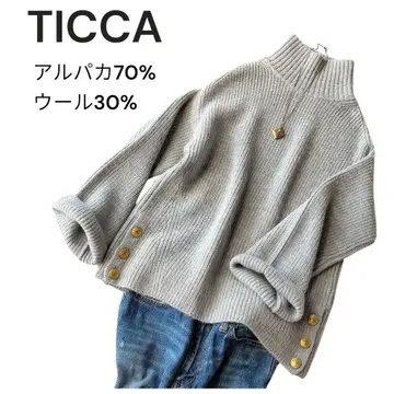 티카 터틀넥 니트 알파카 혼방 울 골드 버튼 그레이