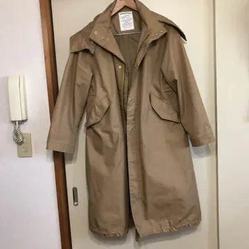 로데오 크라운 후드 부착 코트