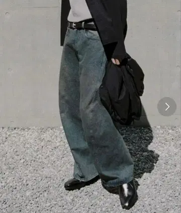 WYM x MUSINSA Twisted Curved Wide Denim