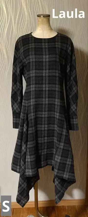 Laula 라우라 비대칭 체크 무늬 롱 원피스