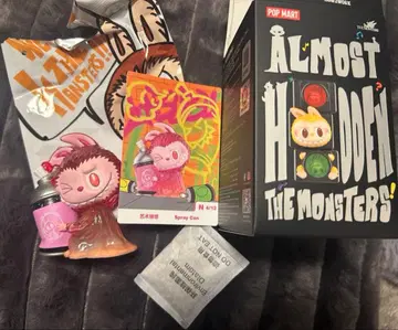 POPMART LABUBU Almost Hidden 피규어