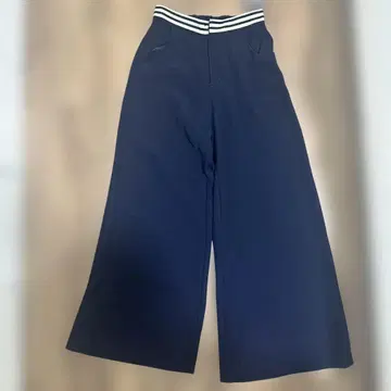 보더스 앳 발코니 네이비 팬츠 38