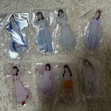 큐스토 아크릴 스탠드