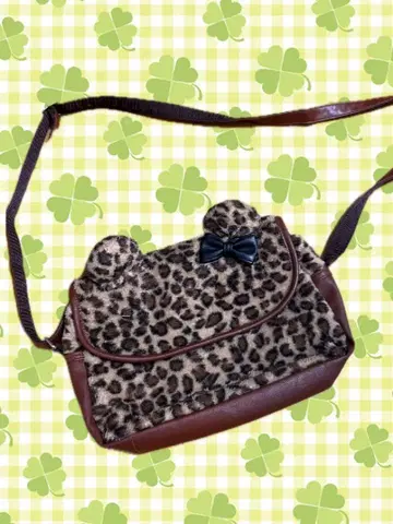 레오파드 무늬 숄더백