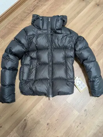 피레넥스 SHARON 다운 자켓 컨디션 최상