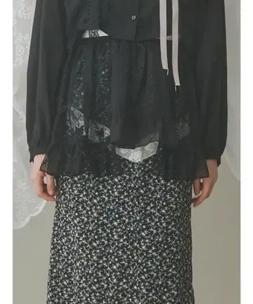 merry jenny sheer lacy frill apron 블랙