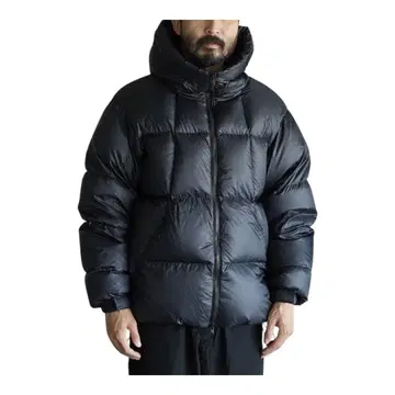 새상품 Goldwin PERTEX QUANTUM Down Parka