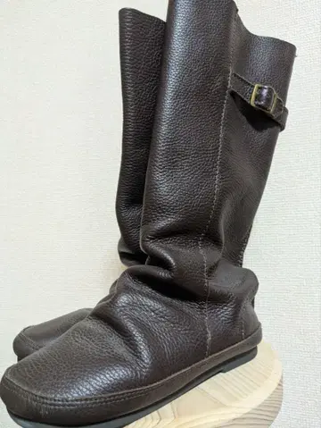 브라운 가죽 롱 부츠 버클 포함