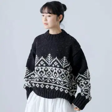 새상품급 카구레 페루자 자카드 니트 블랙