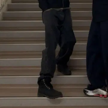 wrangler 다크 그레이 스트레이트 데님