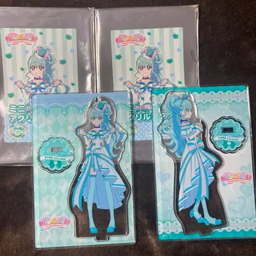 큐어 리리안 미니 아크릴 스탠드