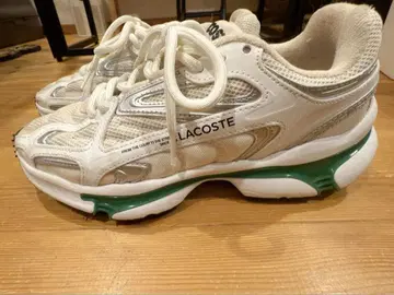 LACOSTE 화이트/그린 스니커즈