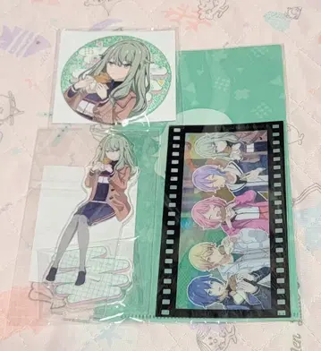 프로세카 하피콜레 쿠사나기 네네 캔뱃지와 아크릴 스탠드와 티켓 홀더 세트