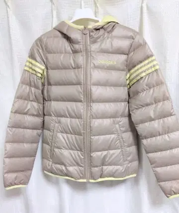 아디다스 다운 자켓 사이즈 S 미사용