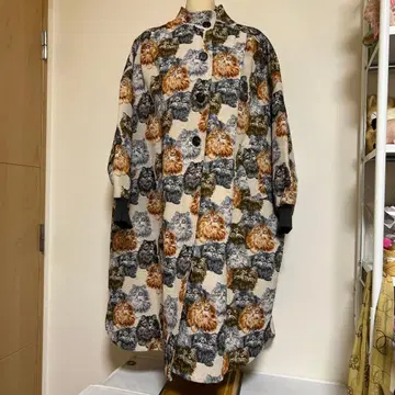 미사용 새상품 melange 고양이 패턴 고블랑 롱 코트