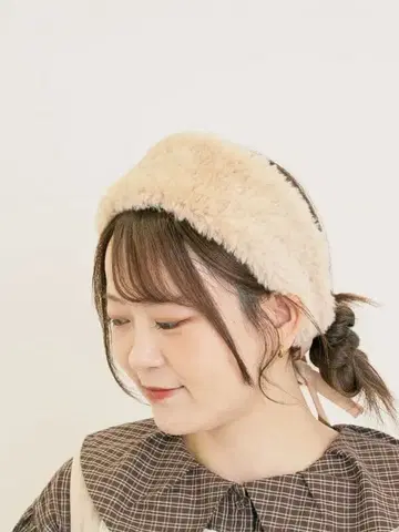 택 포함 새상품 사만사 모스모스 인조 모피 헤어밴드