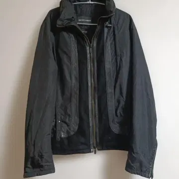 엠포리오 아르마니 매트 라인 블랙 자켓