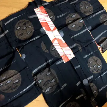 앤티크 순수 실크 긴 겉옷 흑먹색에 달과 UFO 같은