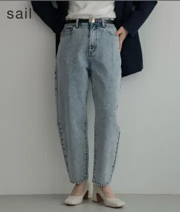 [ sail ] 테이퍼드 데님 팬츠 작은 키를 위한 Petitjo