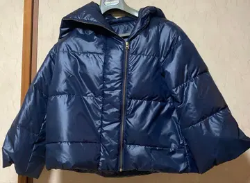 네이비 후드 부착 숏 기장 다운 자켓