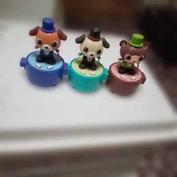 개와 곰 캐릭터 피규어 세트