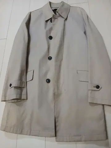 베이지 스텐카라 코트