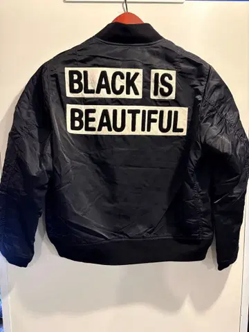 Black is Beautiful 자켓