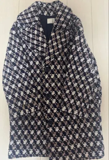 릴리 브라운 코트