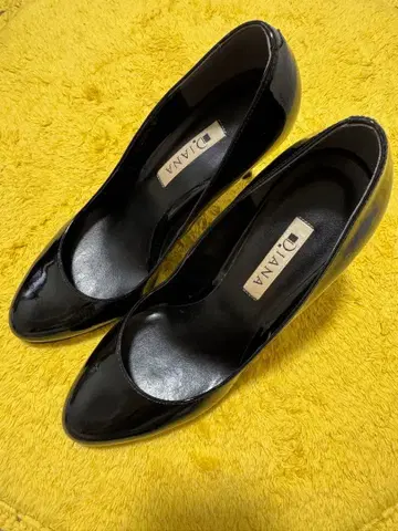 새상품급 DIANA 블랙 하이힐 24cm