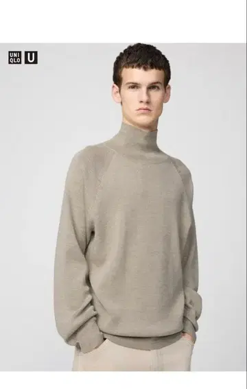 UNIQLO U 하이넥 스웨터 32Beige M 사이즈