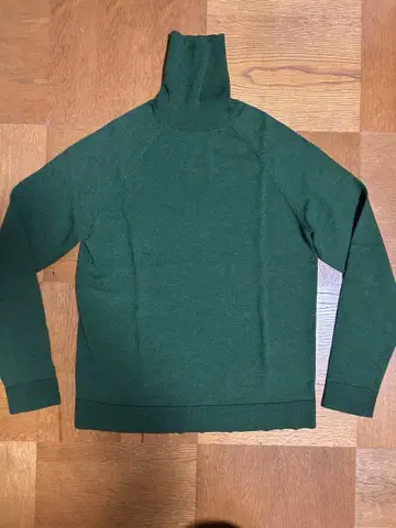 [ 새상품급 ] GAP 울 터틀넥 스웨터 그린 S