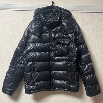 블랙 다운 자켓 후드 부착