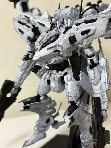 [ 완성품 ] 아머드 코어 화이트 그린토&V.O.B