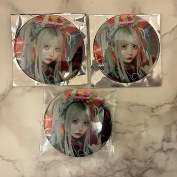 마큐로 절망 페이스 캔뱃지 스이조 니아