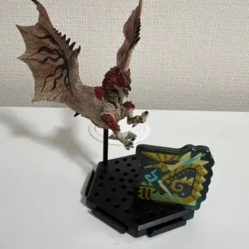 리오레우스 피규어 블랙 컬러 스탠드 포함