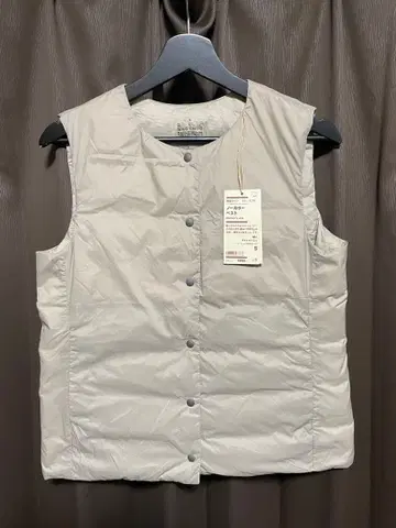 2025AW 무인양품 경량 다운 노카라 베스트 라이트 베이지 S 사이즈