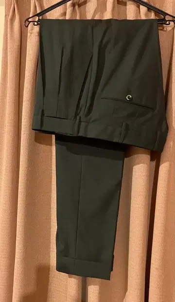 PT 다크 그린 슬랙스 48